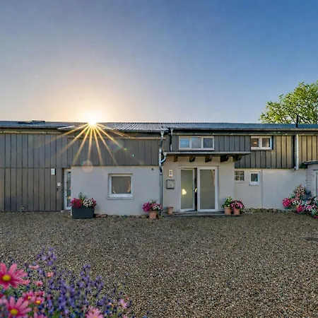 Alt's Landhuus Nyaraló *