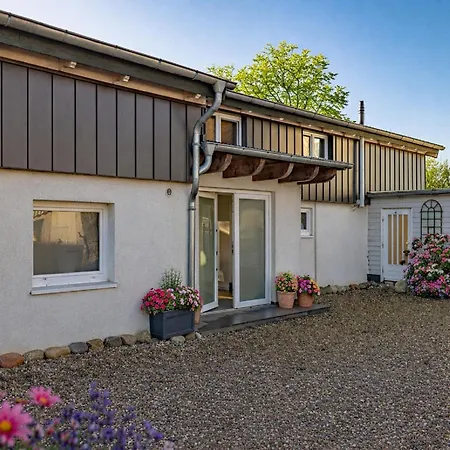 Alt's Landhuus Nyaraló