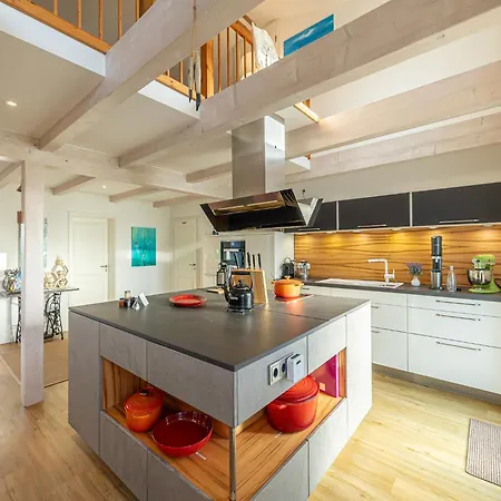 Alt's Landhuus Nyaraló *