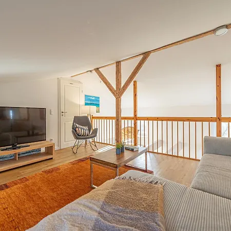 Alt's Landhuus Nyaraló